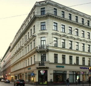 Eka Vaļņu ielā 28, rīga